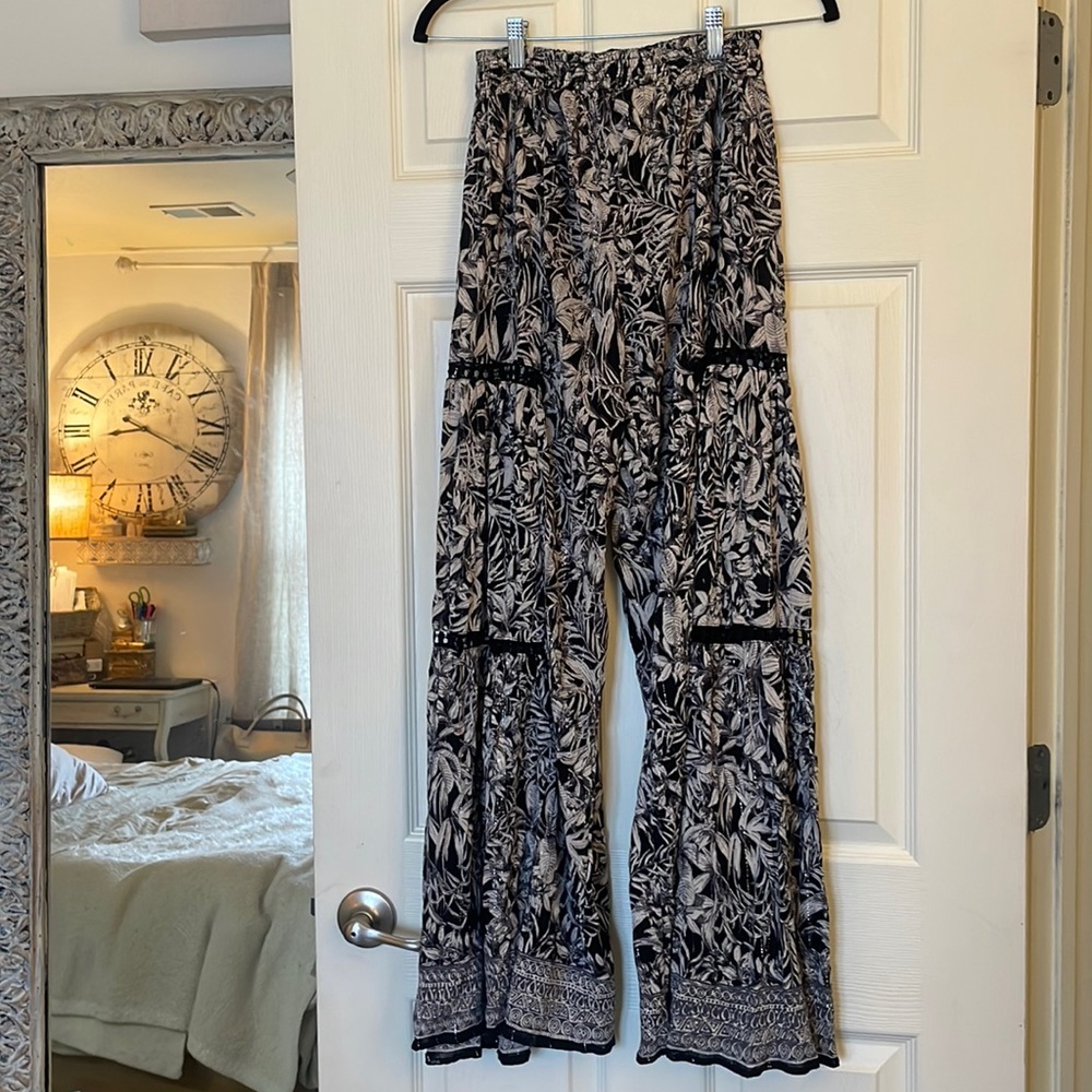 Angie Leaf design Palazzo Bell Bottom Metallic Beach Pants Medium Lace inserts